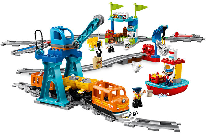 cargo train lego duplo